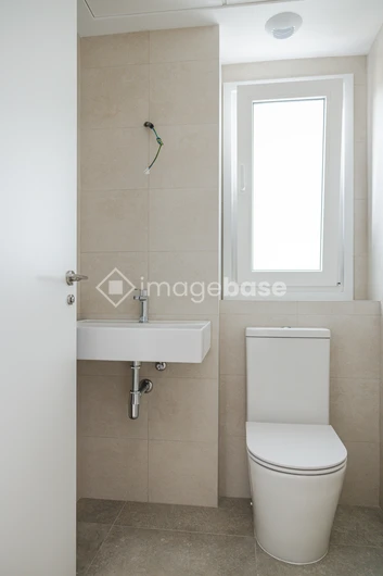 Minimalist Bathroom