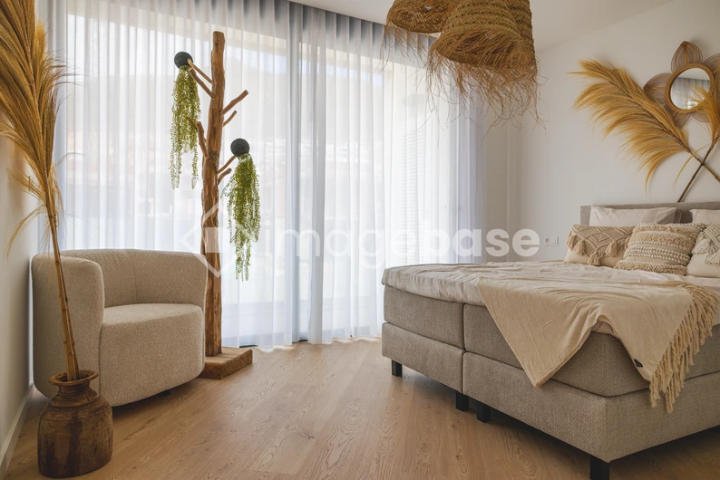 Cozy Modern Bedroom