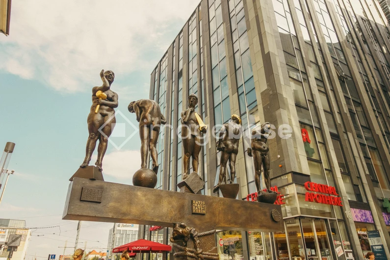 Urban Sculpture with Modern Architecture
