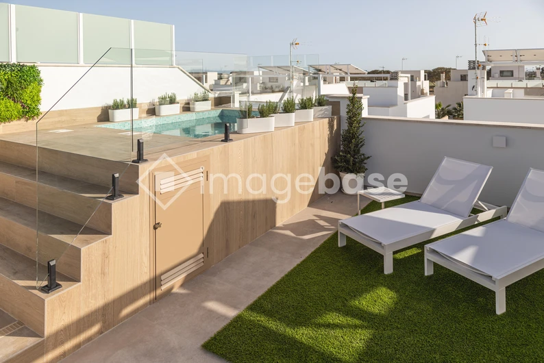 Modern Rooftop Terrace