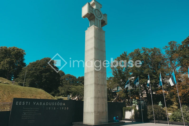 Historic Monument and Flags