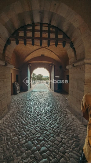 Historic Archway Path