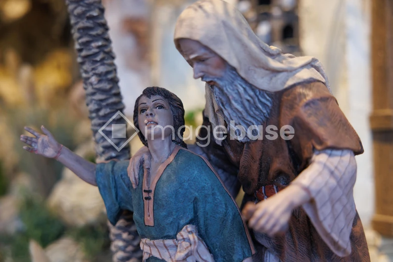 Sculptural Depiction of Figures
