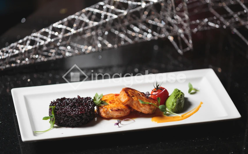 Exquisite Dining Presentation
