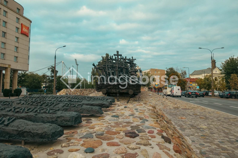 Urban Monument Scene