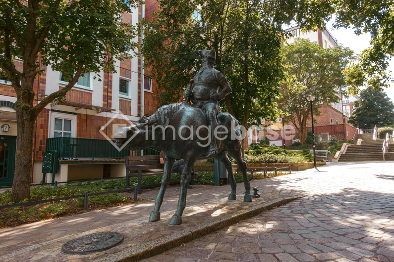 Urban Statue Scene