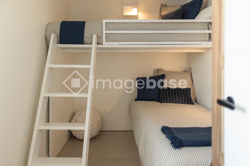 Cozy Bunk Bed Room