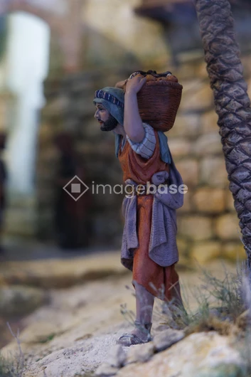 Statue of a Historical Worker