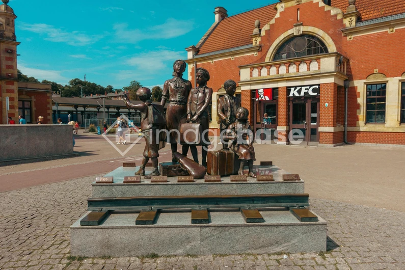 Historic Statue in Urban Setting