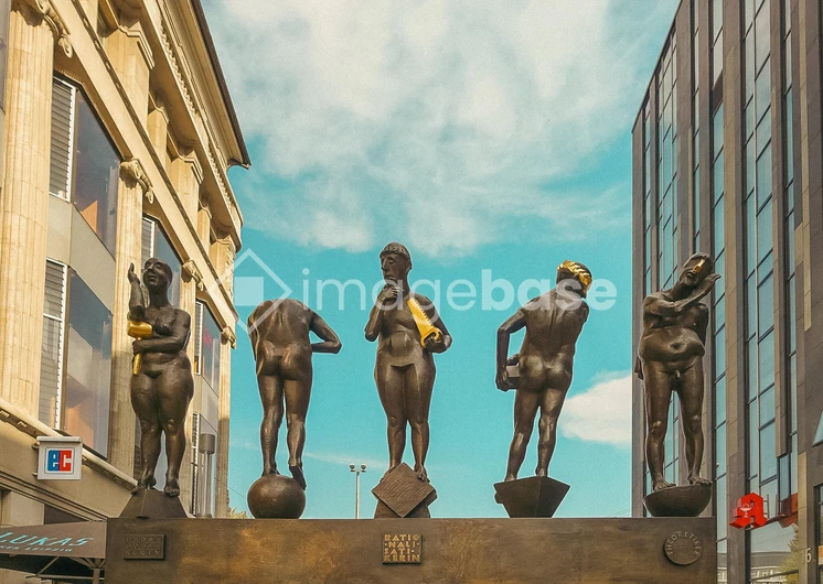 Urban Sculpture Display