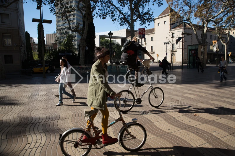 Street Cycling in Urban Setting
