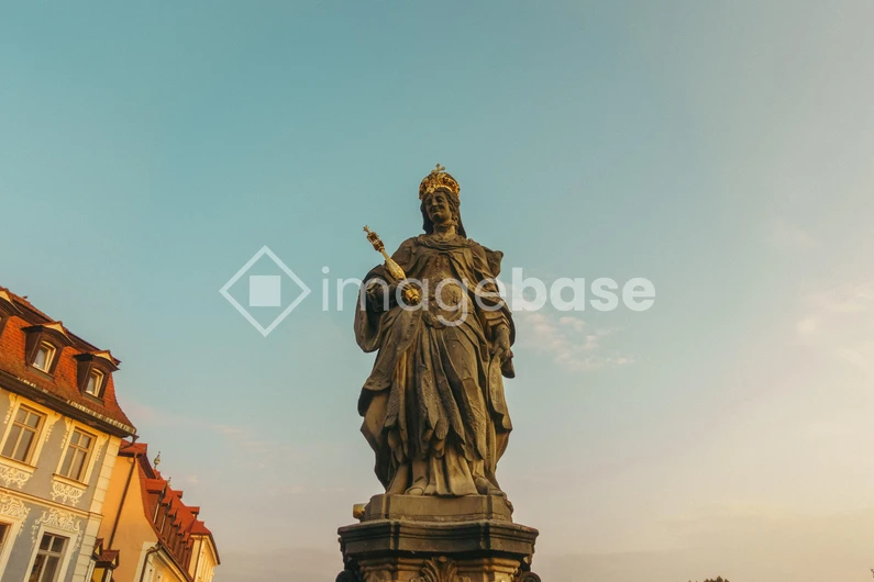 Majestic Statue in Urban Setting