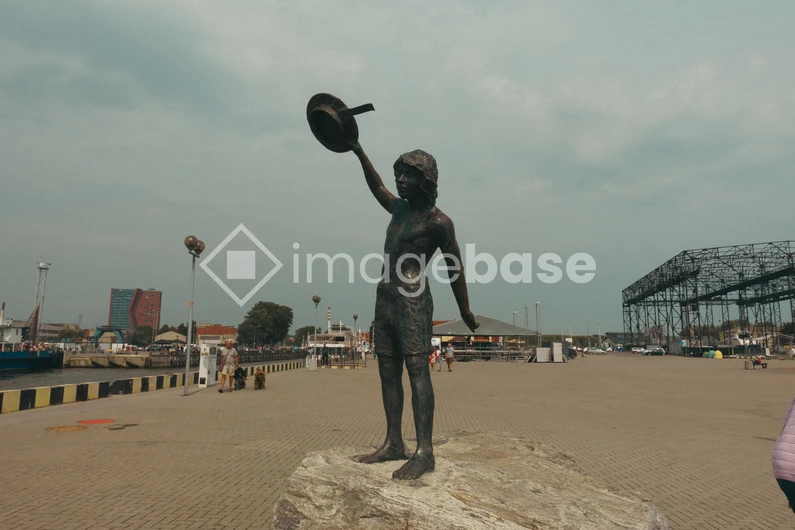 Harbor Statue Scene