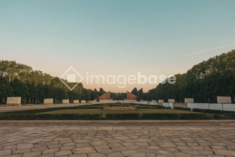 Sunset over Monumental Pathway