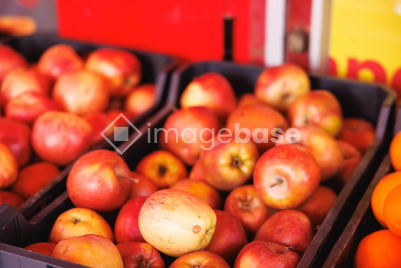 Fresh Apples Display