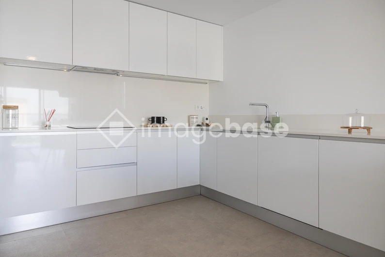 Modern White Kitchen