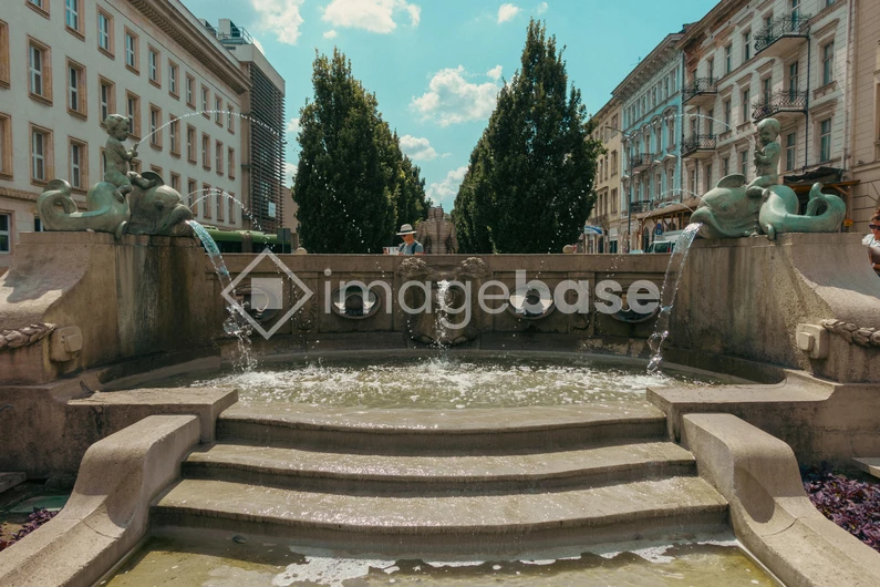 Elegant Urban Fountain