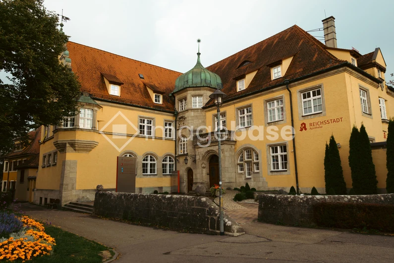 Historic Building in Scenic Area