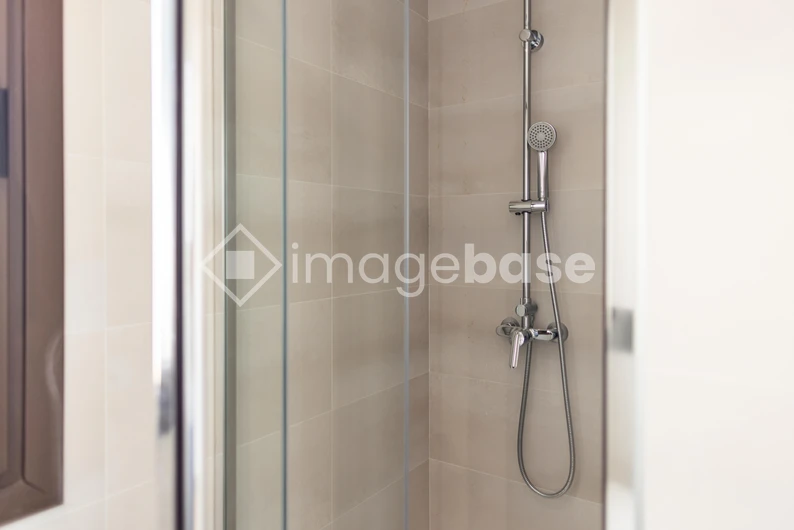 Minimalist Shower Design
