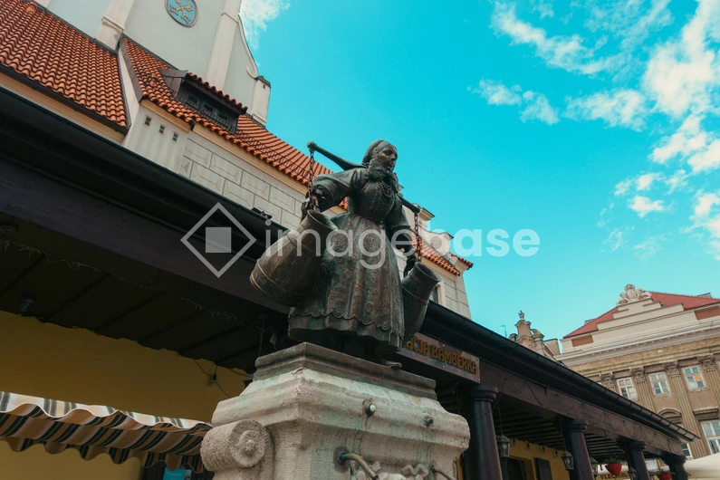 Historic Market Statue