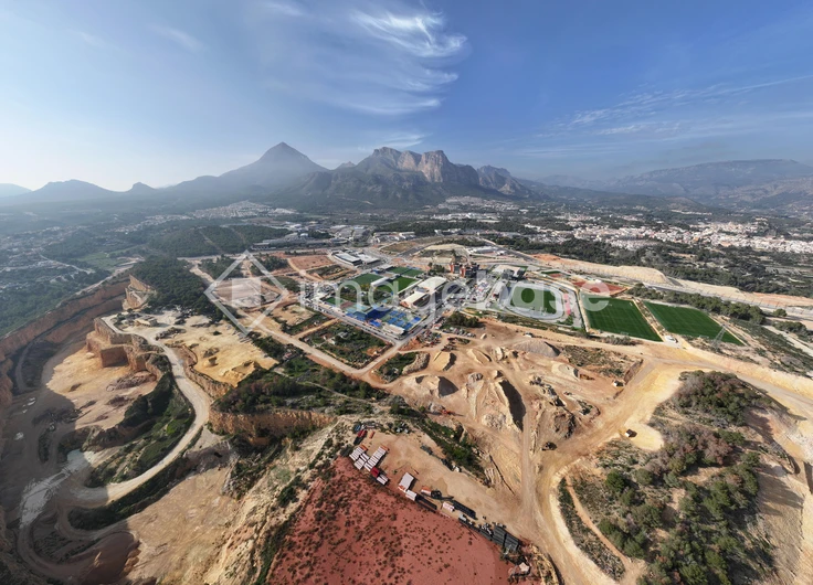Expansive Mountain Landscape