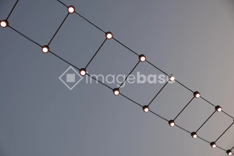 Geometric String Lights